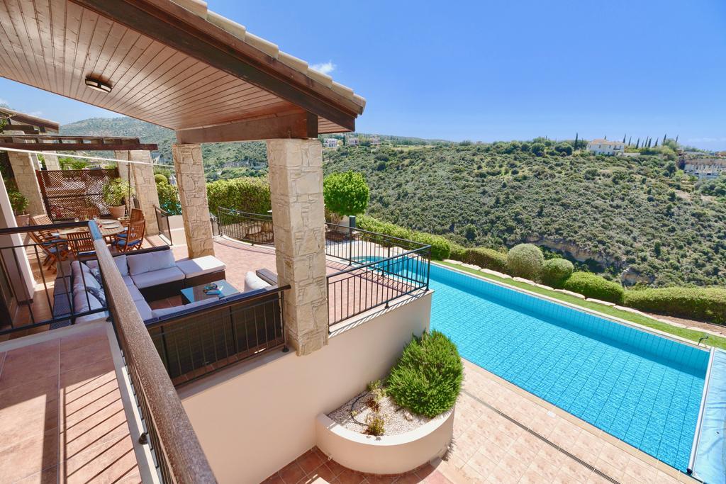 4 Bedroom Villa Helidoni With Private Infinity Pool, Aphrodite Hills Resort 库克里亚 外观 照片