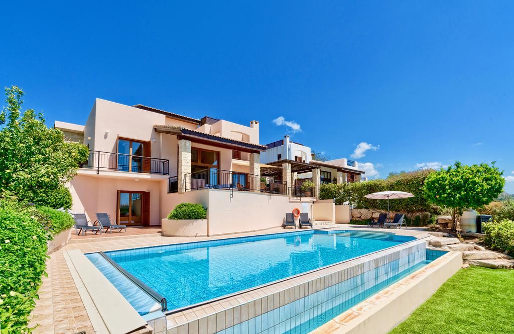 4 Bedroom Villa Helidoni With Private Infinity Pool, Aphrodite Hills Resort 库克里亚 外观 照片