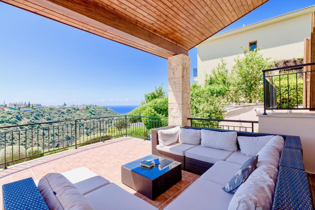 4 Bedroom Villa Helidoni With Private Infinity Pool, Aphrodite Hills Resort 库克里亚 外观 照片