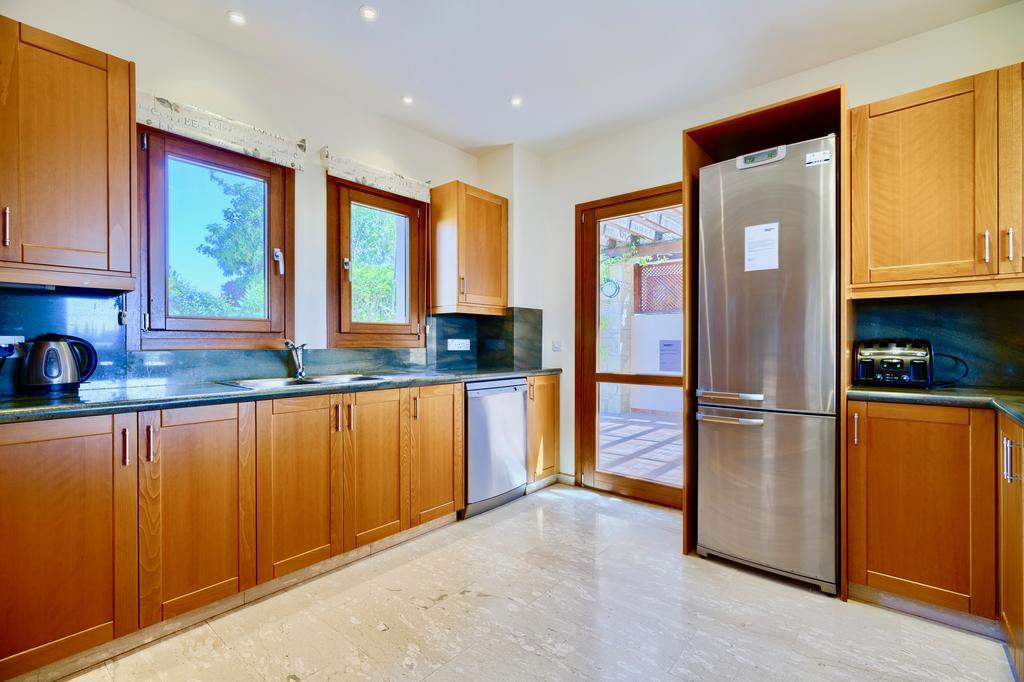 4 Bedroom Villa Helidoni With Private Infinity Pool, Aphrodite Hills Resort 库克里亚 外观 照片